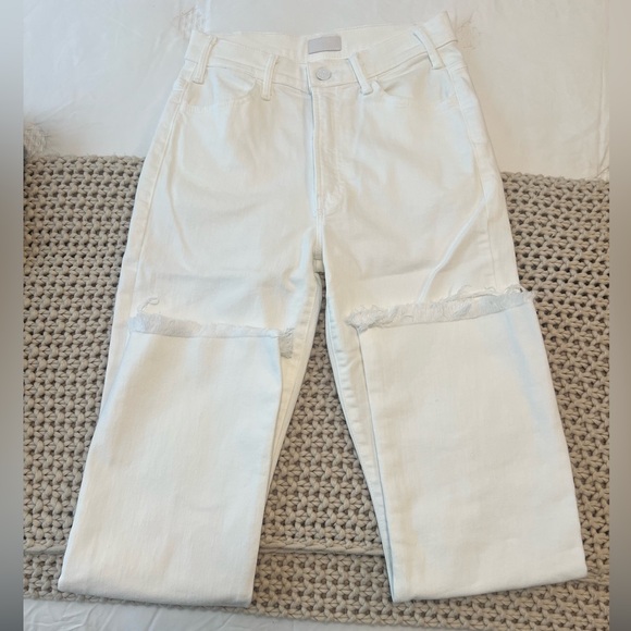 MOTHER Denim Hustler Ankle Fray - White - Picture 3 of 6